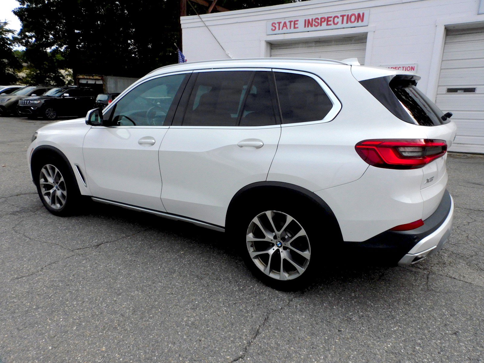 Used 2019 BMW X5 xDrive40i AWD/4WD image 3