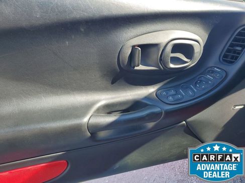 Used 2003 Chevrolet Corvette Convertible w/ Preferred Equipment Group1 image 36