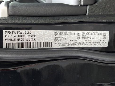 New 2026 Jeep Grand Cherokee Altitude image 18