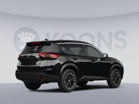 Used 2026 Nissan Rogue SL FWD image 4