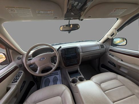 Used 2005 Ford Explorer Limited AWD/4WD image 28