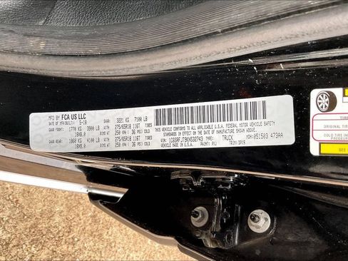 Used 2019 RAM 1500 Laramie AWD/4WD image 16