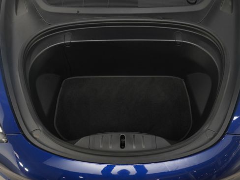 Used 2018 Tesla Model 3 Performance image 27