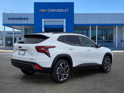 New 2026 Chevrolet Trax RS FWD image 4