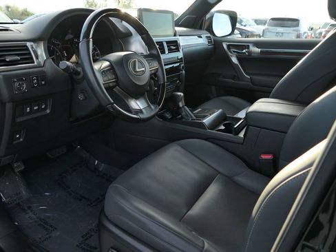 Used 2023 Lexus GX 460 Premium image 12
