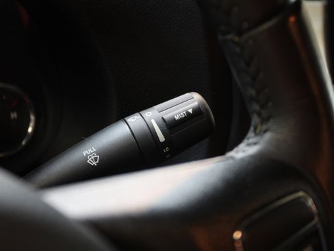 Used 2018 Jeep Wrangler Unlimited Sport S image 35