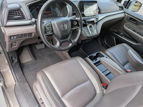 Used 2019 Honda Odyssey Touring image 10