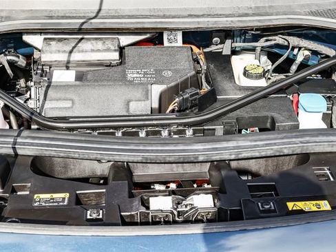 Used 2023 Volkswagen ID.4 Pro image 12