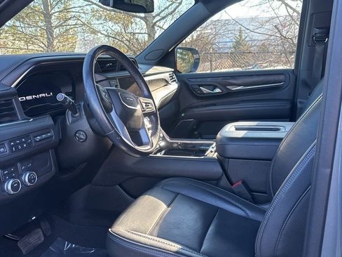 Used 2022 GMC Yukon Denali image 7