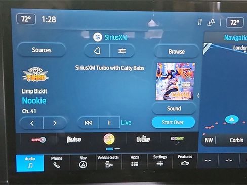 Used 2024 Ford F150 Platinum w/ FX4 Off-Road Package image 20