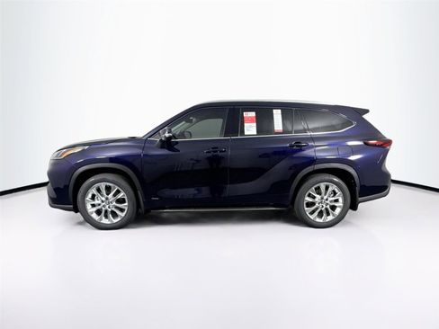 New 2026 Toyota Highlander Limited image 14