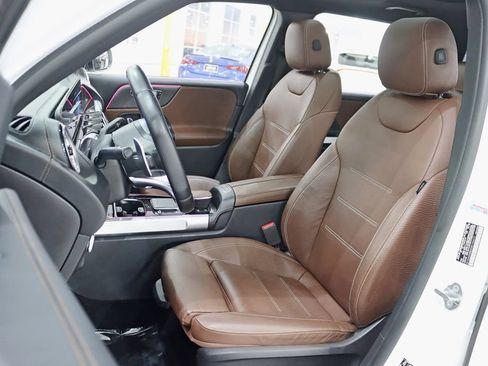Used 2022 Mercedes-Benz GLB 35 AMG 4MATIC image 25