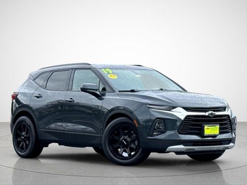 Used 2019 Chevrolet Blazer LT image 2