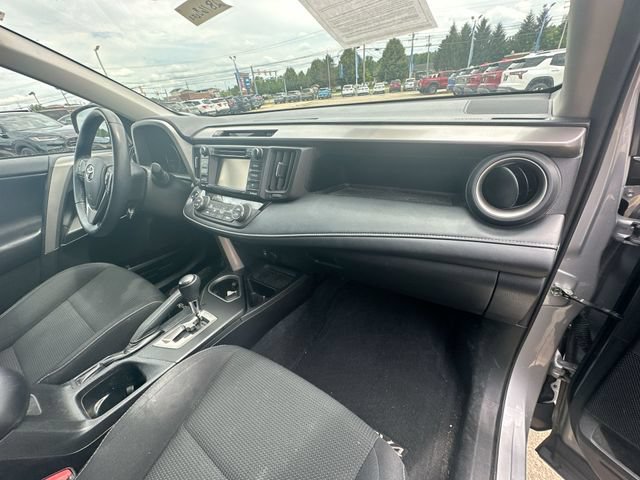 Used 2018 Toyota RAV4 XLE w/ Plus Extra Value Package AWD/4WD image 31