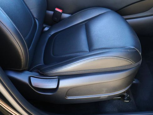 Certified 2025 Hyundai Tucson SEL image 19