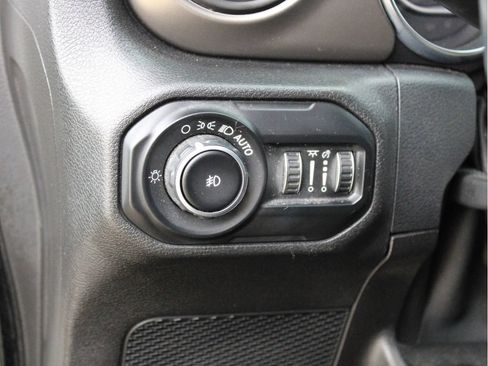 Used 2021 Jeep Wrangler Unlimited Sport w/ Sun And Sound Package AWD/4WD image 14