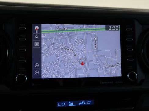 Used 2023 Toyota Tacoma TRD Sport image 16