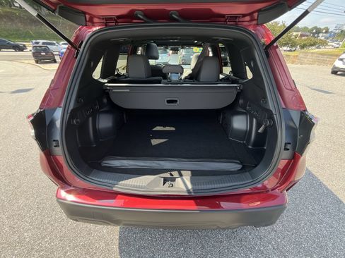 Used 2026 Subaru Forester Premium AWD/4WD image 27