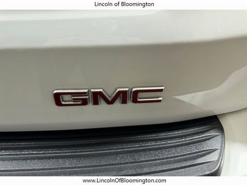 Used 2025 GMC Yukon Denali AWD/4WD image 27