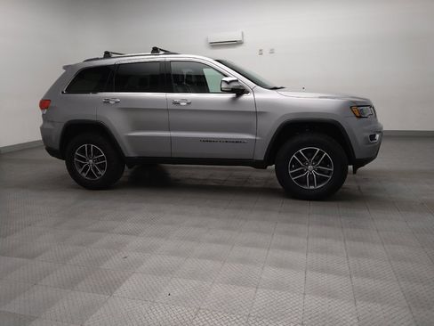 Used 2018 Jeep Grand Cherokee Limited w/ Luxury Group II AWD/4WD image 11