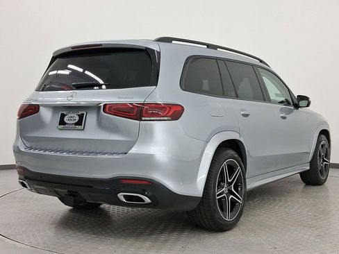 Used 2022 Mercedes-Benz GLS 450 4MATIC image 9