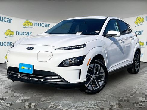 Used 2023 Hyundai Kona SE w/ Cargo Package image 3