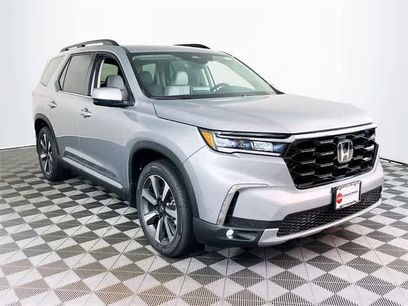New 2025 Honda Pilot Touring