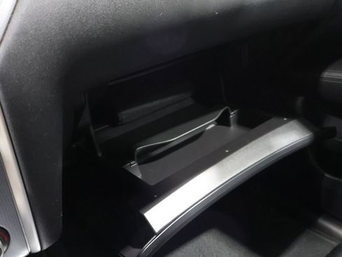 Used 2017 Nissan Pathfinder SL AWD/4WD image 30