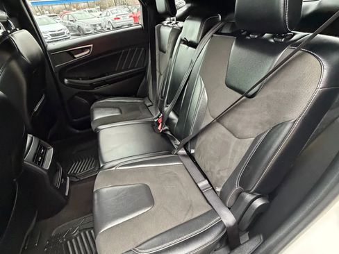 Used 2019 Ford Edge ST w/ Cold Weather Package image 11