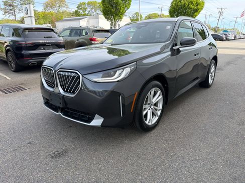 Certified 2025 BMW X3 xDrive30 AWD/4WD image 3