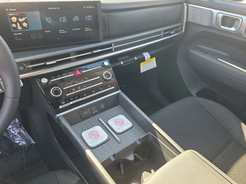 New 2026 Hyundai Santa Fe SE image 16