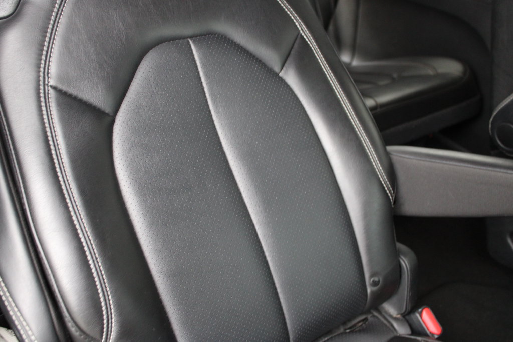 Used 2025 Chrysler Pacifica Select FWD image 24
