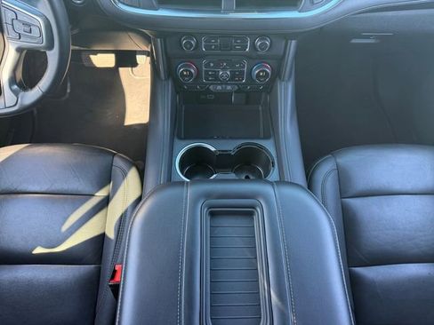 Used 2024 Chevrolet Tahoe LT image 15