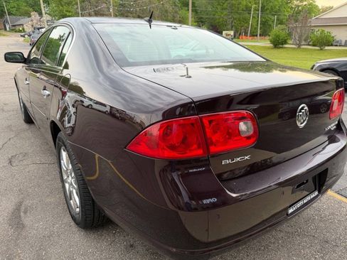 Used 2008 Buick Lucerne CXL w/ Driver Confidence Package FWD image 5