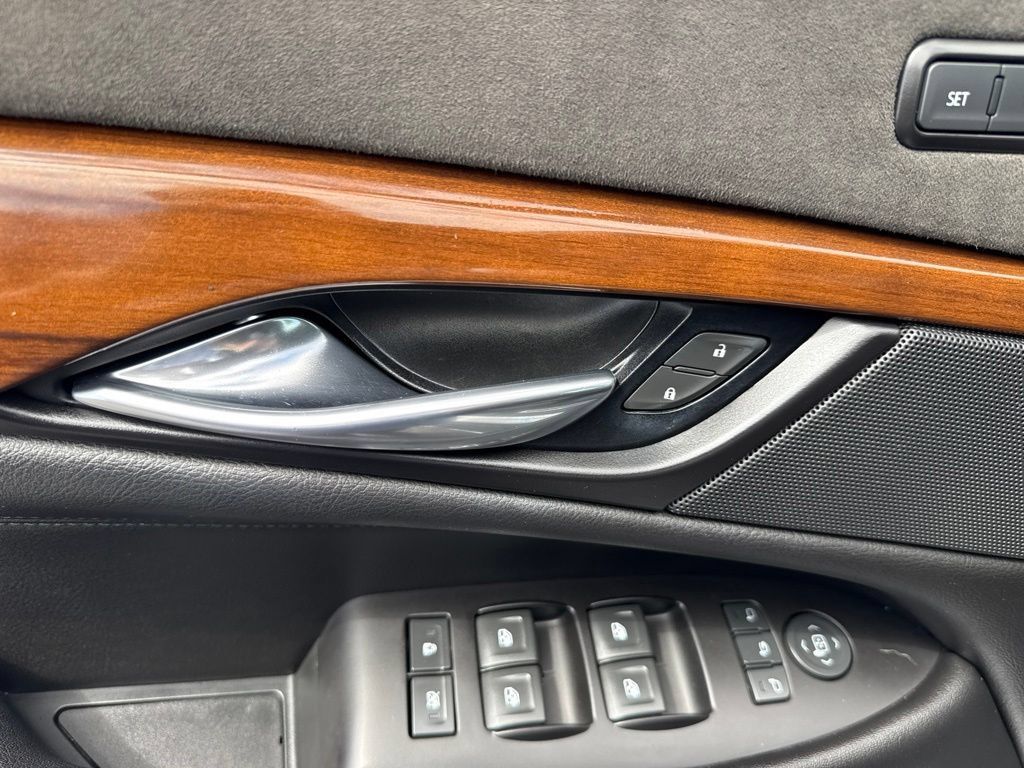Used 2020 Cadillac Escalade Luxury RWD image 20