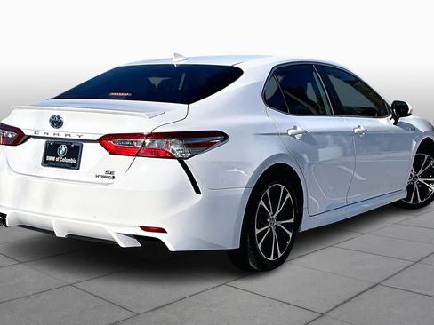 Used 2020 Toyota Camry SE image 12