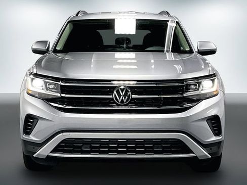 Used 2023 Volkswagen Atlas SE AWD/4WD image 2