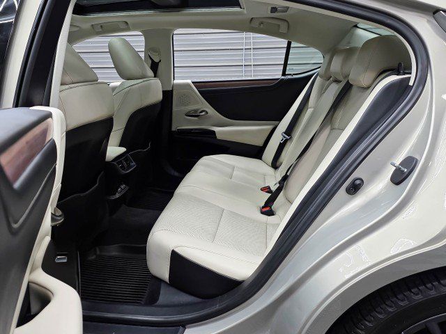 Used 2023 Lexus ES 350 w/ Premium Package FWD image 18