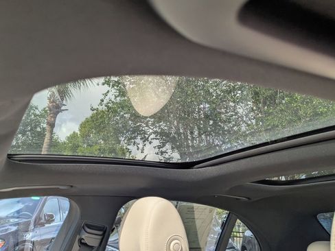 Certified 2022 Mercedes-Benz E 350 Sedan image 7