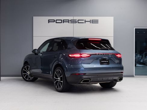Certified 2019 Porsche Cayenne AWD/4WD image 3