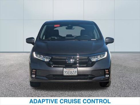 Used 2024 Honda Odyssey Elite image 3