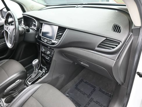 Used 2019 Buick Encore Preferred w/ Safety Package FWD image 40
