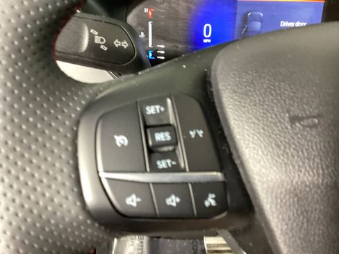 Used 2023 Ford Escape ST-Line AWD/4WD image 21