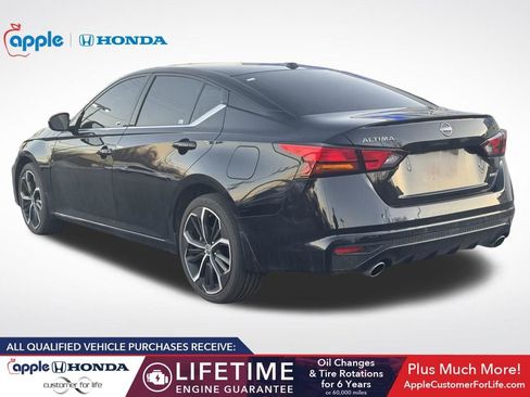 Used 2024 Nissan Altima 2.5 SR w/ SR Premium Package image 5