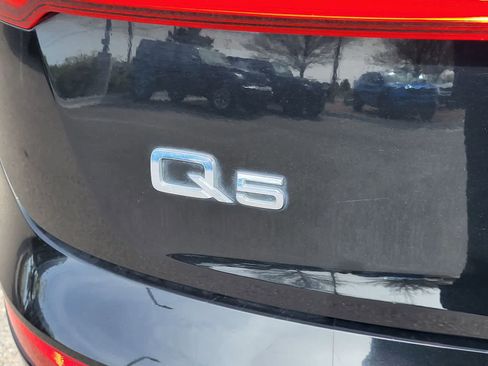 Used 2019 Audi Q5 2.0T Premium Plus w/ Premium Plus Package image 11