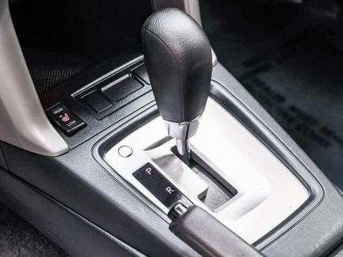 Used 2015 Subaru Forester 2.5i Premium w/ All-Weather Package image 19