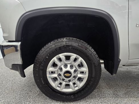 Used 2023 Chevrolet Silverado 2500 LT w/ Convenience Package image 33