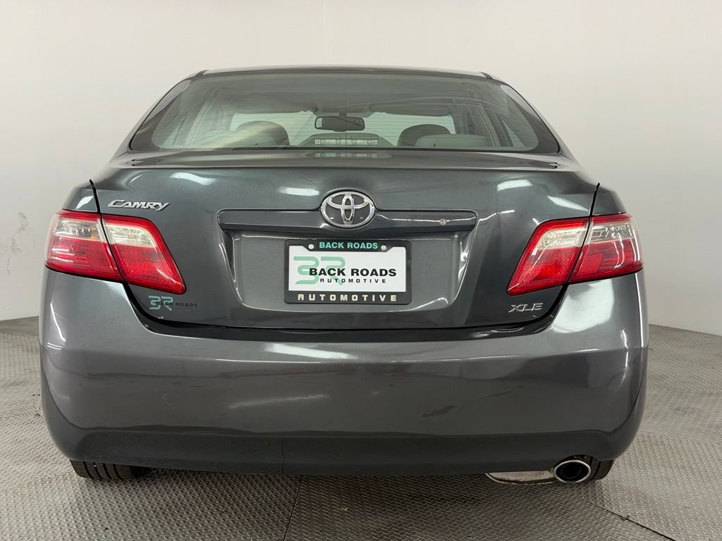 Used 2009 Toyota Camry SE FWD image 8