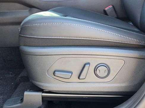 New 2026 Kia Sorento EX FWD image 22