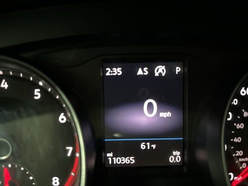 Used 2018 Volkswagen Atlas SE image 28